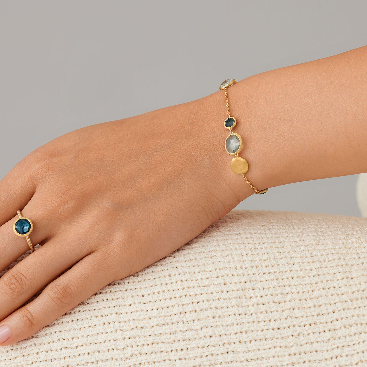 Marco Bicego Jaipur Colour Yellow Gold and Blue Topaz Bracelet BB1485 MIX725 image number 1